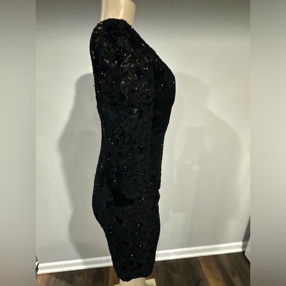 CARMEN Carmen Marc Valvo Dress Size 4 Women Black Lace Sequin Black Small Beaded - Picture 3 of 7